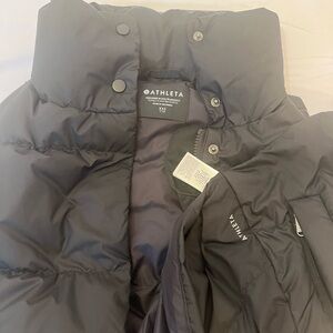 Athleta Black Puffer Vest